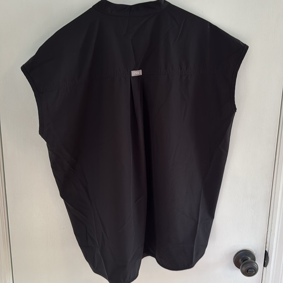 Figs scrub top - Picture 3 of 3